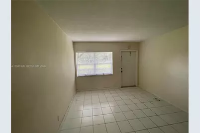 1450 Atlantic Shores Blvd #109, Hallandale Beach, FL 33009 - Photo 7