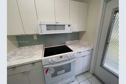 1450 Atlantic Shores Blvd #109, Hallandale Beach, FL 33009 - Photo 25