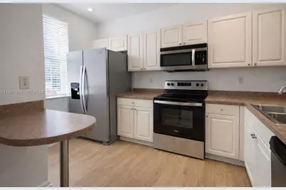 17347 NW 7th Ave #904, Miami Gardens, FL 33169 - Photo 3