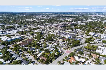 1464 NE 24th St, Wilton Manors, FL 33305 - Photo 23