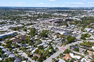 1464 NE 24th St, Wilton Manors, FL 33305 - Photo 23