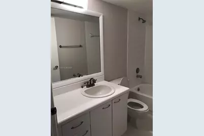 10431 N Kendall Dr #D106, Miami, FL 33176 - Photo 7