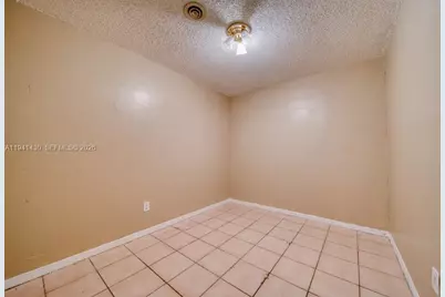 12220 NE Miami Pl, North Miami, FL 33161 - Photo 21