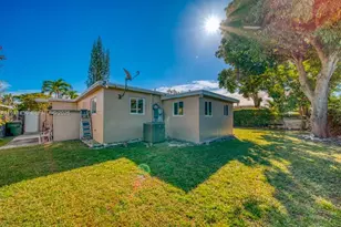 12220 NE Miami Pl, North Miami, FL 33161 - Photo 31