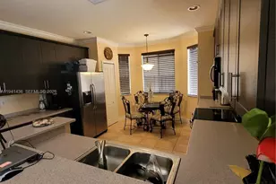 6483 SW 166th Ct, Miami, FL 33193 - Photo 7