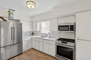 8500 SW 16th St, Miami, FL 33155 - Photo 9