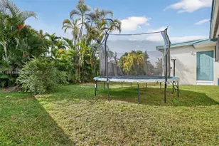 8500 SW 16th St, Miami, FL 33155 - Photo 19