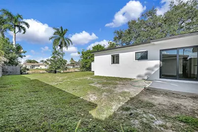 2931 NW 190th St, Miami Gardens, FL 33056 - Photo 33