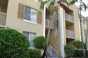 520 SW 111th Ave, Pembroke Pines, FL 33025 - Photo 17