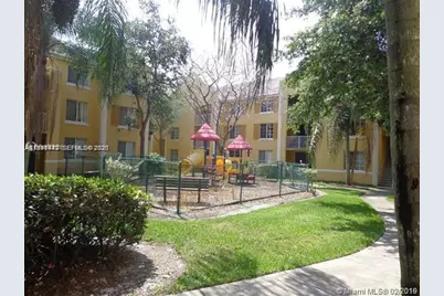 520 SW 111th Ave #102, Pembroke Pines, FL 33025 - Photo 13