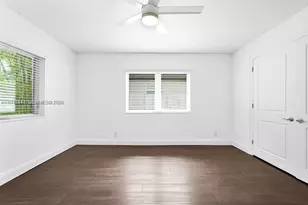 937 N North Lake Dr, Hollywood, FL 33019 - Photo 15