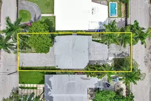 937 N North Lake Dr, Hollywood, FL 33019 - Photo 31