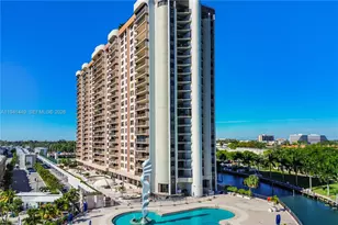 1800 NE 114th St, Miami, FL 33181 - Photo 57