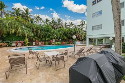 600 NE 14th Ave #218, Hallandale Beach, FL 33009 - Photo 25