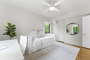 541 NE 105th St, Miami Shores, FL 33138 - Photo 9