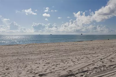 5001 Collins Ave #14C, Miami Beach, FL 33140 - Photo 35