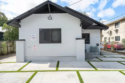 418 NW 9th Ave, Miami, FL 33128 - Photo 3