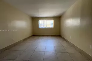 3700 NW 21st St, Lauderdale Lakes, FL 33311 - Photo 9