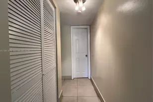 3700 NW 21st St, Lauderdale Lakes, FL 33311 - Photo 11