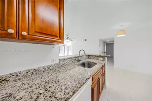 2986 S University Dr, Davie, FL 33328 - Photo 5