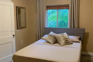 329 W 28th St, Miami Beach, FL 33140 - Photo 13