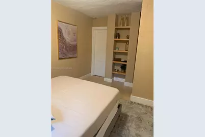 329 W 28th St, Miami Beach, FL 33140 - Photo 15