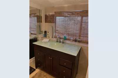 329 W 28th St, Miami Beach, FL 33140 - Photo 11