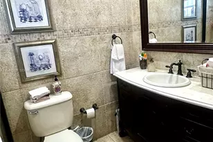 871 NW 17th Ct, Miami, FL 33125 - Photo 5