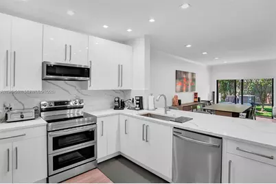 21150 Jib Ct #J12, Aventura, FL 33180 - Photo 9