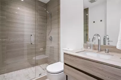 18975 Collins Ave #1104, Sunny Isles Beach, FL 33160 - Photo 25