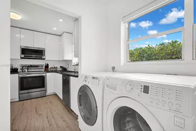 37 NW 47th St #0, Miami, FL 33127 - Photo 31