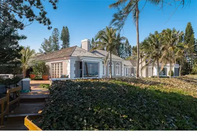 21 S Beach Rd, Jupiter Island, FL 33455 - Photo 33