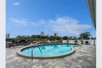 200 Diplomat Pkwy #533, Hallandale Beach, FL 33009 - Photo 23
