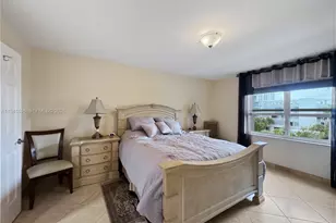 200 Diplomat Pkwy, Hallandale Beach, FL 33009 - Photo 9