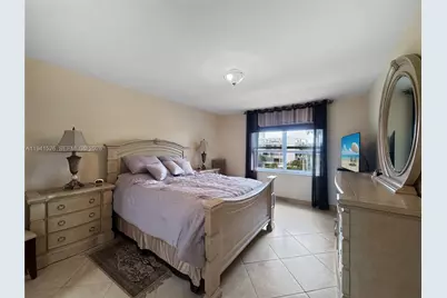 200 Diplomat Pkwy #533, Hallandale Beach, FL 33009 - Photo 11