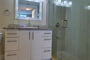 60 NW 37th Ave, Miami, FL 33125 - Photo 21