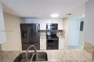 60 NW 37th Ave, Miami, FL 33125 - Photo 5