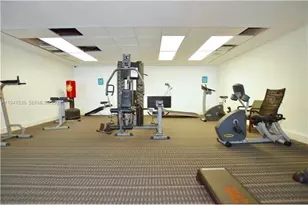 482 NW 165 St Rd, Miami, FL 33169 - Photo 19