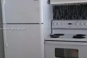 482 NW 165 St Rd, Miami, FL 33169 - Photo 5