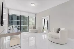 700 NE 24th St, Miami, FL 33137 - Photo 5