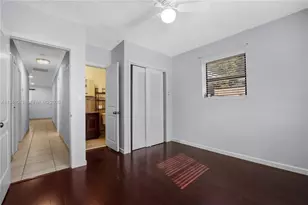 801 N 70th Ave, Hollywood, FL 33024 - Photo 13