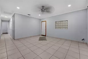 801 N 70th Ave, Hollywood, FL 33024 - Photo 19