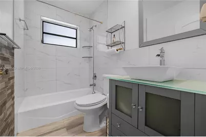 801 N 70th Ave, Hollywood, FL 33024 - Photo 25