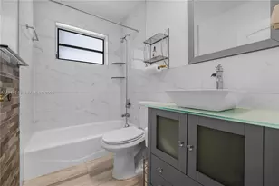 801 N 70th Ave, Hollywood, FL 33024 - Photo 25