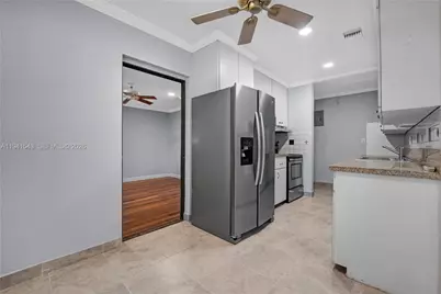 801 N 70th Ave, Hollywood, FL 33024 - Photo 7