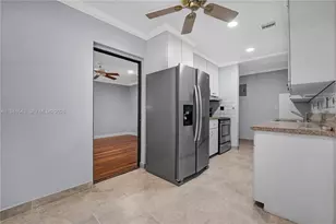 801 N 70th Ave, Hollywood, FL 33024 - Photo 7