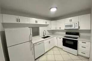 4344 NW 9th Ave, Deerfield Beach, FL 33064 - Photo 3