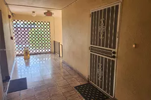 8990 SW 24th St, Miami, FL 33165 - Photo 3