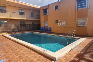 8990 SW 24th St, Miami, FL 33165 - Photo 15