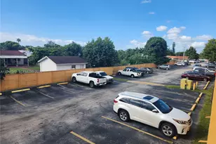 8990 SW 24th St, Miami, FL 33165 - Photo 19